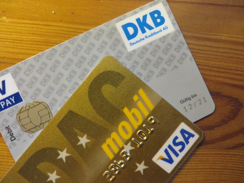 kreditkarte ec-karte im ausland geld besser