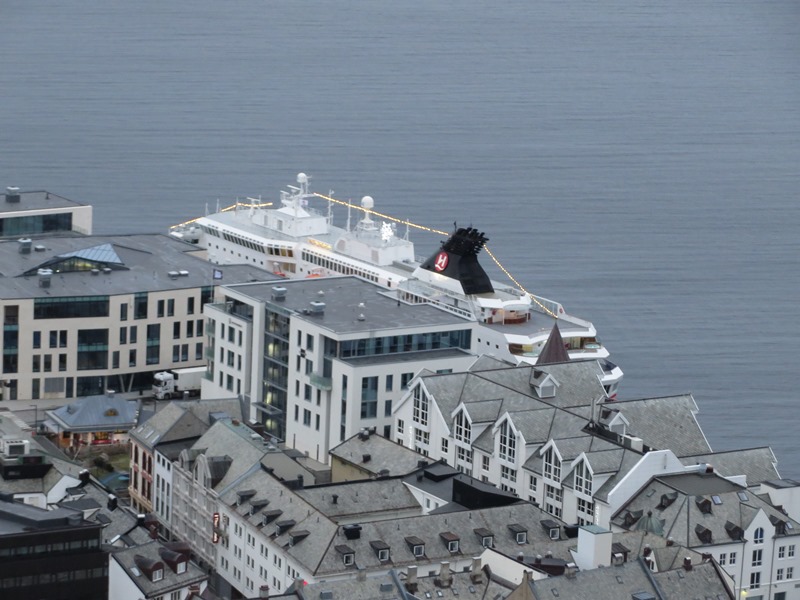 Aksla Alesund Hurtigruten Anleger