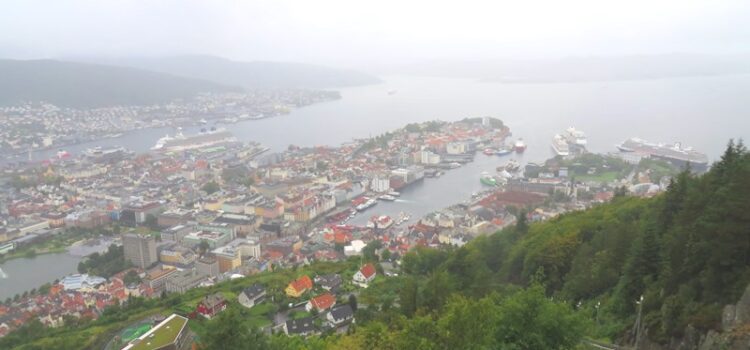 Webcams – Virtuelles Reisen webcam blick bergen floyen